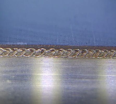 E500 Máquina de solda a laser CNC de fibra de 500W para solda rápida e silenciosa de sinais publicitários