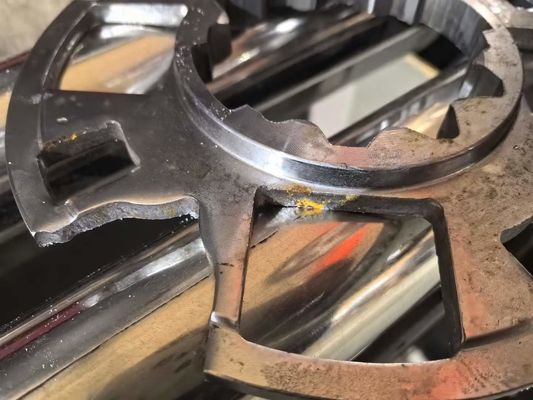 Máquina de lixação de escovas de borracha de borracha de bordas afiadas para processamento Largura ≤ 1300 mm