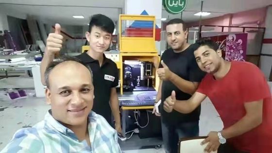 Máquina de dobra de rolos A escolha ideal para letras de sinalização LED de neon econômicas