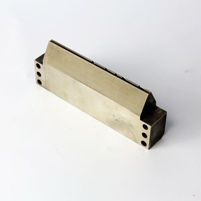 Máquina de dobração de letras de canal 3D automática CNC de precisão ± 0,1 mm para sinal publicitário