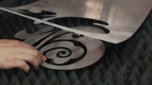 Baixo Custo de Manutenção 1500w 3000w Cnc Raycus 3015 Laser Cutter de Folha para Corte de Metal