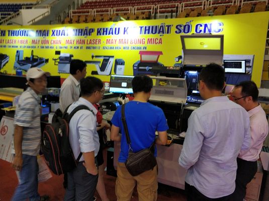 Máquina de dobra de letras de canal totalmente CNC com serviços de entalhe em 2019