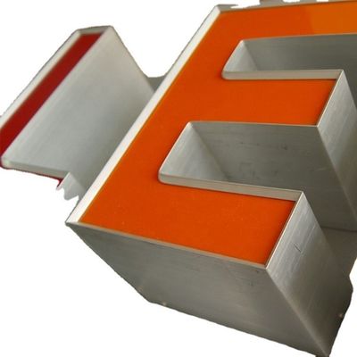 Máquina de dobragem de folhas galvanizadas com controle de eixo de Fuji