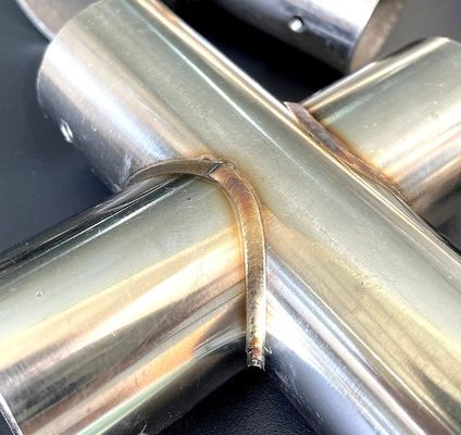 1000W 1500W 2000W Máquina portátil de solda a laser de fibra para alumínio de aço inoxidável